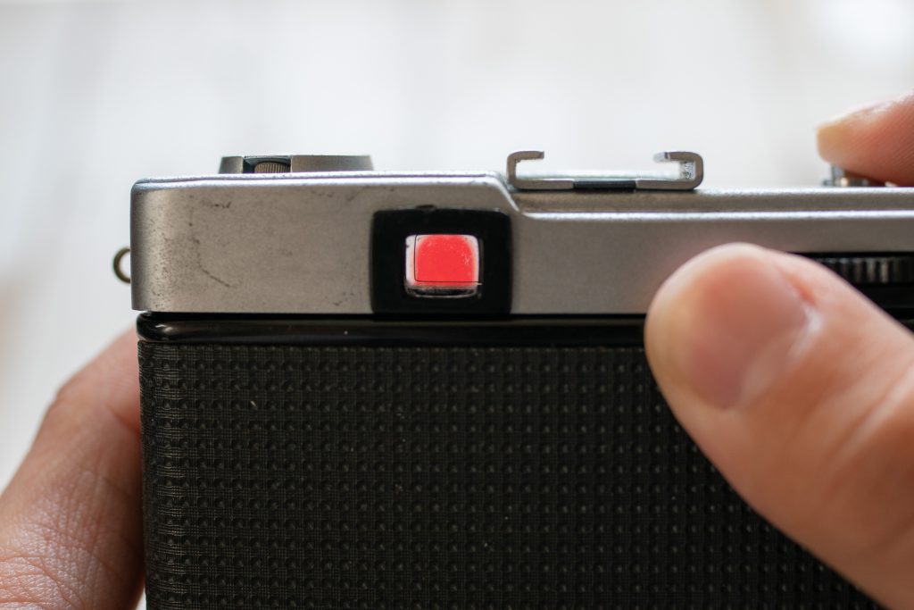 カメラ フィルムカメラ OLYMPUS TRIP35（トリップ35）」徹底レビュー！使い方は簡単、気軽に 