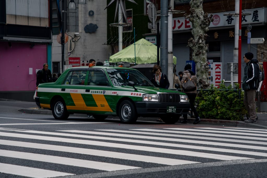 緑のタクシー