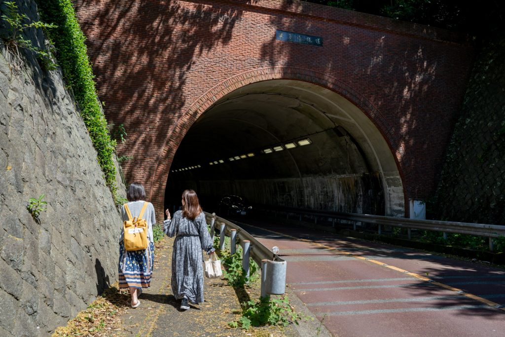 大きなトンネル